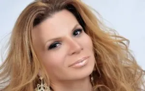 Mhoni Vidente predijo muerte de Juan Gabriel