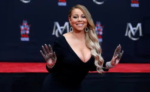 Mariah Carey es acusada de acoso sexual