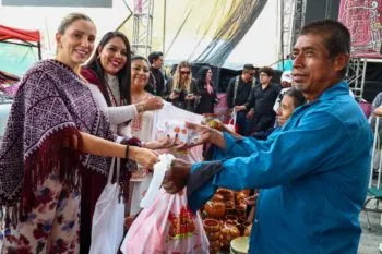Trueque de San Pedro Cholula reúne a más de 100 mil personas