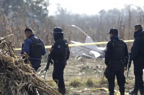 Gobierno Federal en espera de resultados de expertos para determinar causas de accidente aéreo