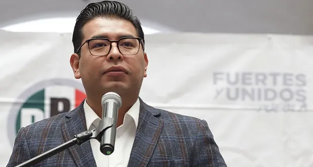 Ajeno al proceso plebiscitario estará el PRI en Puebla: Camarillo