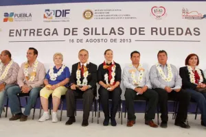 SEDIF y Club Rotario Internacional otorgan cerca de 300 sillas de ruedas