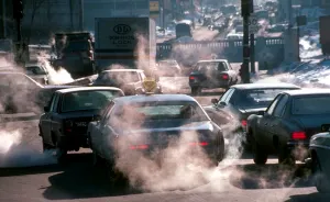 Contaminan a la ciudad de Puebla, unos 800 mil automóviles