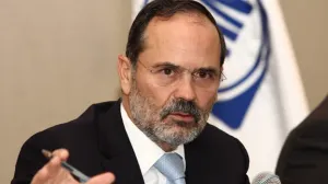 El espionaje acecha la elección panista