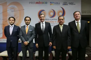 Tony Gali promueve a Puebla como capital de innovación y diseño
