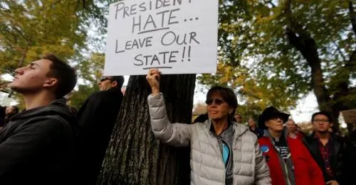 Cerca de 70 mil personas rechazan visita de Trump a Pittsburgh
