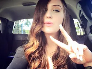 Pueden robar tus huellas dactilares a partir de una selfie