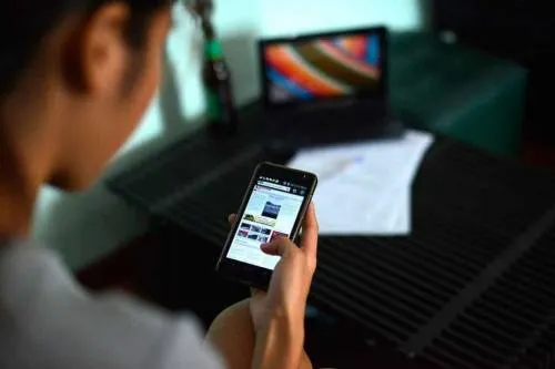 Google, Twitter y Yahoo retiran de la red 15 contenidos que incitaban al suicidio