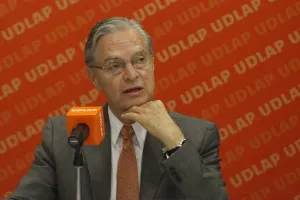 Reforma educativa no debe servir para despedir maestros: UDLAP