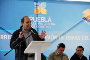 Avanza en 80 por ciento la construcción del Patio Central de Volkswagen