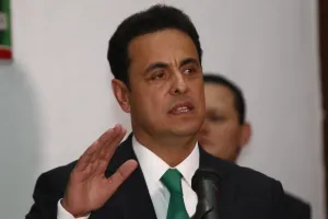 Hernández Deras sería el coordinador de la campaña PRI