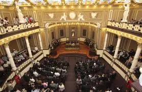 Diputados, sin incrementos en vales de gasolina; reciben 2 mil mensuales