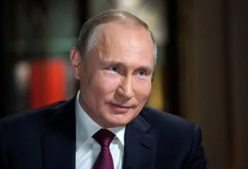 Reino Unido debe investigar caso de ex espía antes de culpar a Rusia: Putin