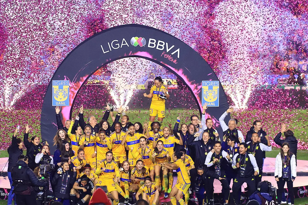 Tigres Femenil Amazonas Campeonas