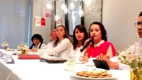 Padres de familia buscarán amparos contra la información de libros de texto gratuitos