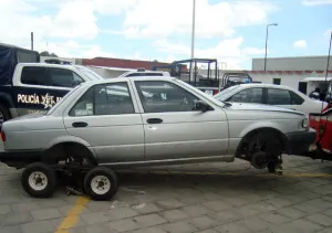 Vehículo con reporte de robo es recuperado por elementos de la SSPTM