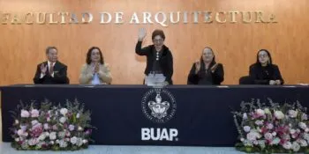 Reconoce rectora Lilia Cedillo trayectoria y logros de la Facultad de Arquitectura