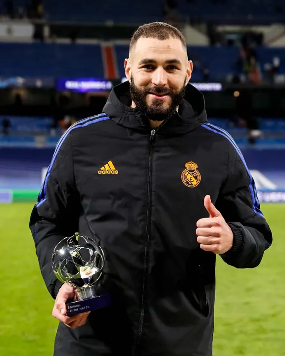 Karim Benzema hace historia con el gol 1000 del Real Madrid en Champions