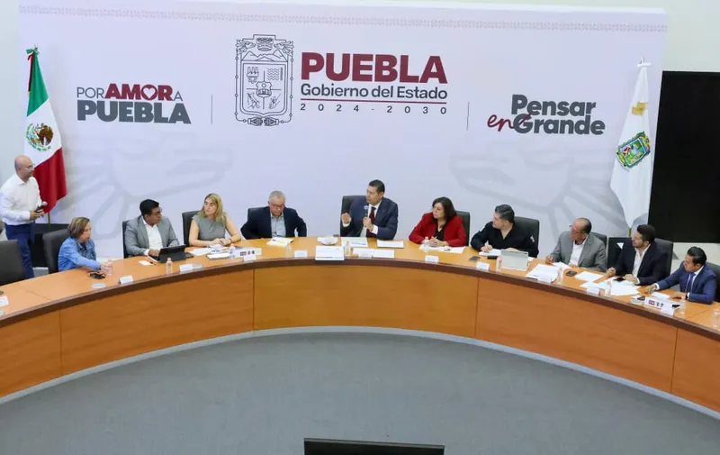 gob-pue-reunion-colectivos-madres-buscadoras