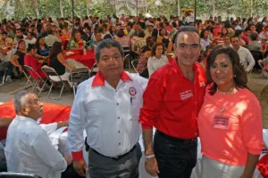 Cobija Estefan Chidiac a maestros de la Mixteca