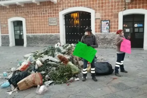 Trabajadores de Limpia en Atlixco inician paro de labores