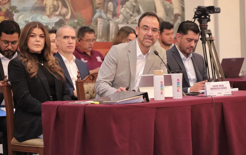 Ayuntamiento de Puebla prepara estrategia laboral ante posibles recortes en VW; inversión supera los mil 597 mdp