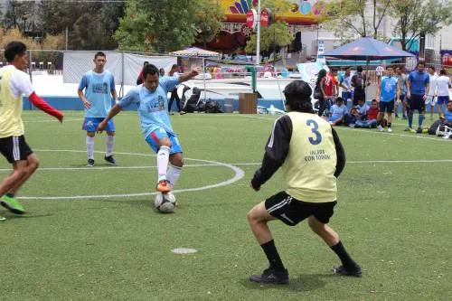 Cientos de deportistas disputaron el torneo Neymar Jrs Five