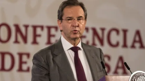 Esteban Moctezuma recomienda no dejar tareas en nuevo ciclo escolar