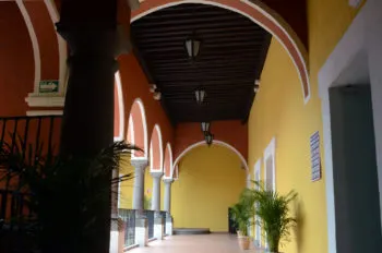 Congreso deja de usar Mesón del Cristo; regresa al gobierno de Puebla