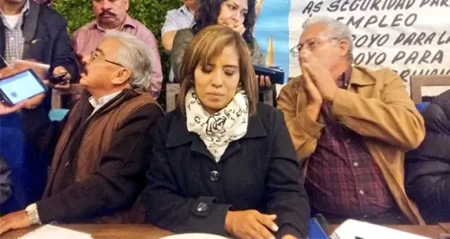 Suenan tambores de destitución de la líder de los burócratas estatales