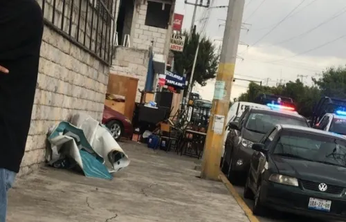 Ejecutan orden de desalojo en contra de Colegio Ypsilanti