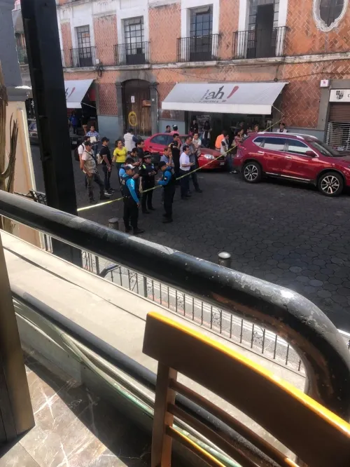 Caja sospechosa moviliza al personal antiexplosivos en pleno centro de Puebla