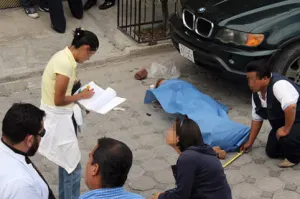 Quedan libres dos personas acusadas de asesinar a dos mujeres