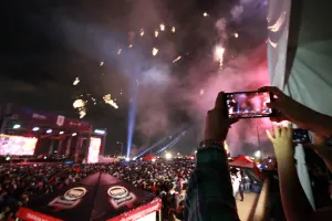 El Buki engalana festejos patrios en Puebla