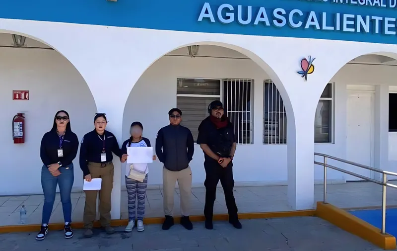 Localizan con vida a adolescente poblana en terminal de autobuses de Aguascalientes tras reporte de desaparición