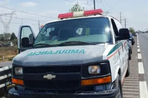 Trasladan en Puebla gasolina robada en ambulancia