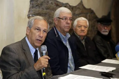 “Sumamos” convocó a los ciudadanos a “un boicot de votos”