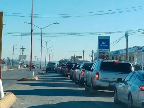 Regresan paisanos a EU; grandes filas en puentes internacionales de Chihuahua