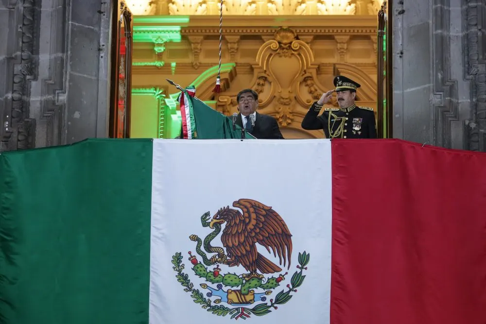 Celebra Puebla CCXII Aniversario del Grito de Independencia