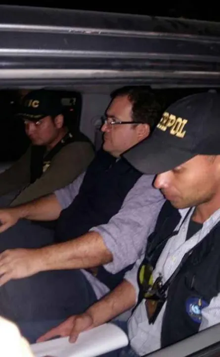 Video: Trasladan a Javier Duarte a Juzgado en Guatemala