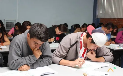 Por Covid-19, paran actividades al menos 7 universidades y otras escuelas privadas desde este martes
