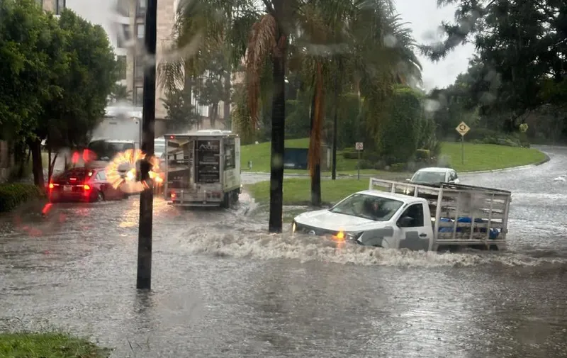 lluvia-lomas-de-angelopolis-inundaciones