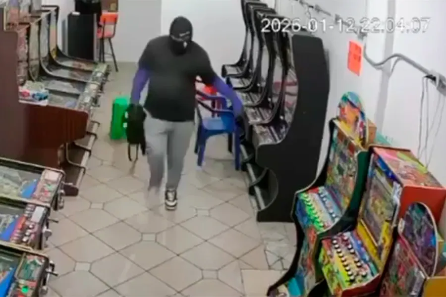 Asalto Negocio Maquinitas Izucar