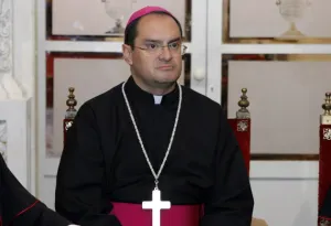 Se alistan sacerdotes para declaraciones fiscales