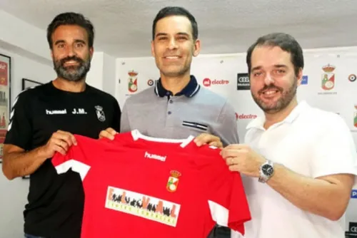 Rafael Márquez debutará como entrenador del RSD Alcalá de España