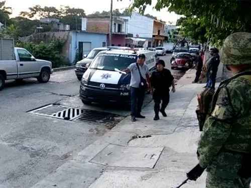 Asesinan a dirigente municipal del PAN y a su hijo en Papantla, Veracruz