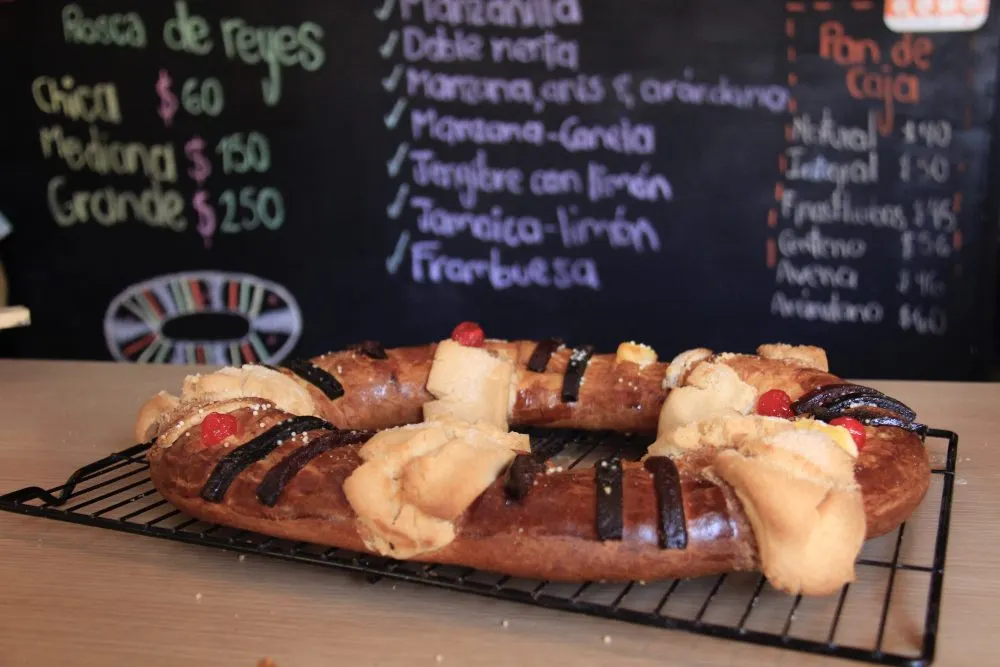 Hasta en 850 pesos venden la Rosca de Reyes en Puebla