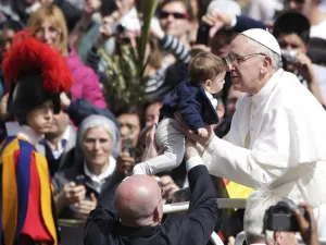 Papa Francisco preside su primer Domingo de Ramos