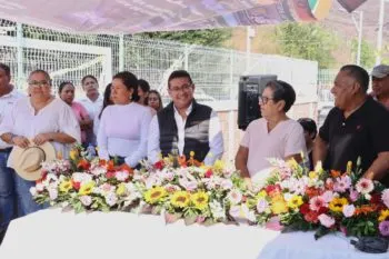 Pável Gaspar refuerza cercanía con la población en visita a Ixcamilpa de Guerrero