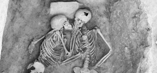 Los amantes de Hasanlu. Un beso de hace 2.800 años